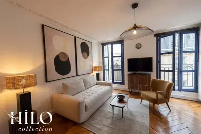 Télévision ou salle de divertissement dans l'établissement Suite Paris Zola by HILO Collection - 4 people - 35m2
