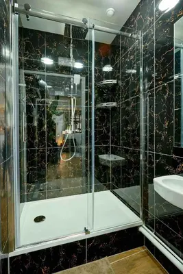 Salle de bains dans l'établissement Loods Cinema - Florian
