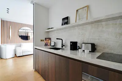 Plateau bouilloire dans l'établissement Super studio 4P avec jardin - Neuilly sur Seine