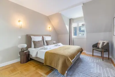 Un ou plusieurs lits dans un hébergement de l'établissement Confort & élégance - Appartement 3BR climatisé