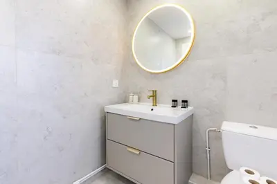 Salle de bains dans l'établissement Confort & élégance - Appartement 3BR climatisé