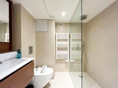 Salle de bains dans l'établissement Urban Flat 139 - Duplex Flat Saint-Germain