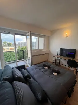 Télévision ou salle de divertissement dans l'établissement Luxury Suite Victor Hugo - Champs-Élysée