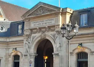 Plan de l'établissement Joli studio grand et calme, Marais