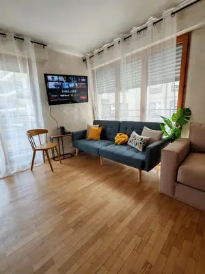 Coin salon dans l'établissement Élégance, parking gratuit & à 3 min à pied du Metro