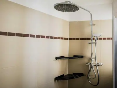 Salle de bains dans l'établissement Charming flat -1BR-4P- Paris 17e