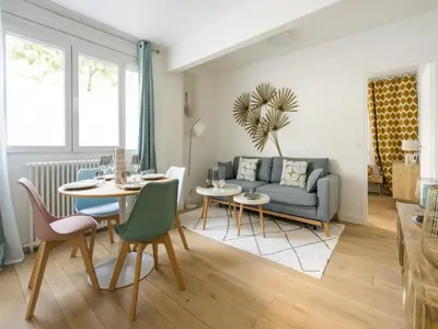 Coin salon dans l'établissement Charming apartment 2BR 6P - Place d'Italie