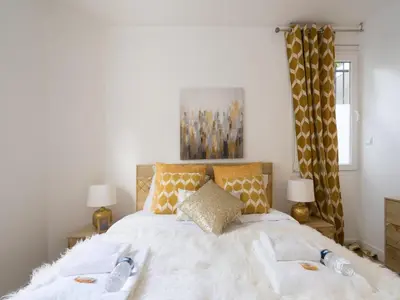 Un ou plusieurs lits dans un hébergement de l'établissement Charming apartment 2BR 6P - Place d'Italie