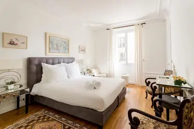 Un ou plusieurs lits dans un hébergement de l'établissement Chic Parisian Stay Trocadéro & Eiffel Tower