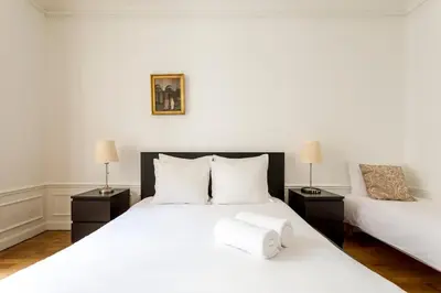 Un ou plusieurs lits dans un hébergement de l'établissement Chic Parisian Stay Trocadéro & Eiffel Tower
