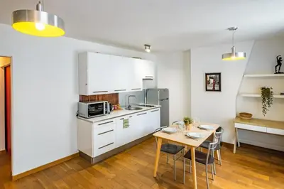 Cuisine ou kitchenette dans l'établissement Bright apartment at Les Invalides - 4 Guests