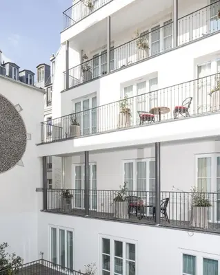 Balcon ou terrasse dans l'établissement Hotel Les Bains Paris