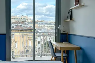 Balcon ou terrasse dans l'établissement Beautiful private room in a Parisian shared apartment - Flexliving