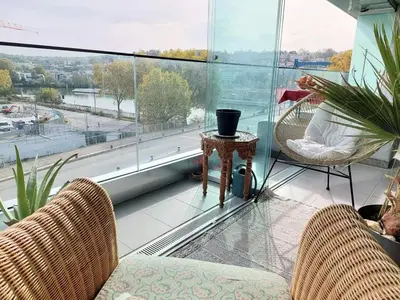 Coin salon dans l'établissement Cozy and Modern Studio in Greater Paris