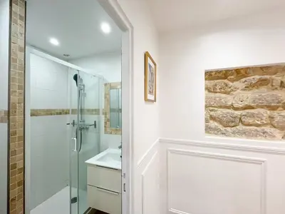 Salle de bains dans l'établissement Urban Flat 74 - Disneyland in Paris Apartment