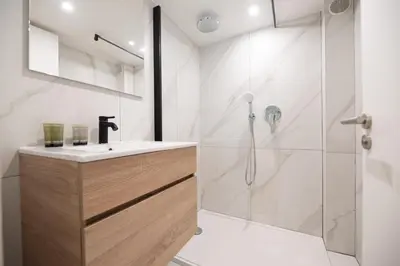 Salle de bains dans l'établissement CIA - Spacious Duplex, Grands Boulevards