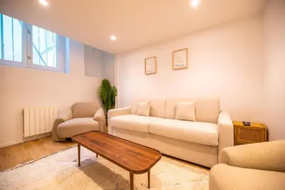 Coin salon dans l'établissement CIA - Duplex in Heart of Paris