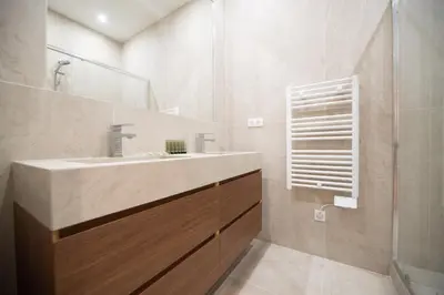 Salle de bains dans l'établissement CIA - Duplex in Heart of Paris