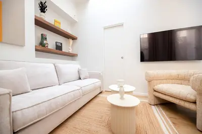 Télévision ou salle de divertissement dans l'établissement CIA - Elegant Flat Sentier, Grands Boulevards