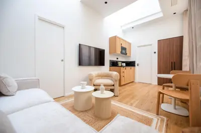 Cuisine ou kitchenette dans l'établissement CIA - Elegant Flat Sentier, Grands Boulevards