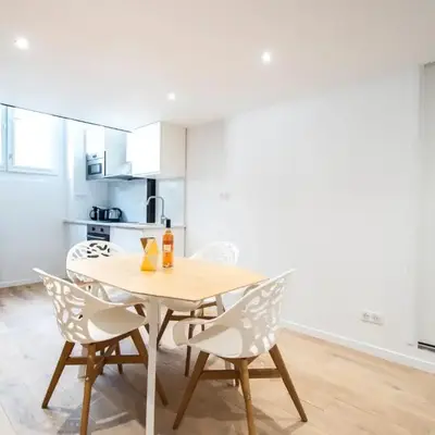 CIA - Flat in Bonne Nouvelle