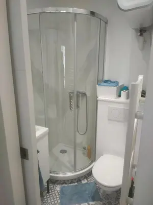 Salle de bains dans l'établissement Charmant studio au calme