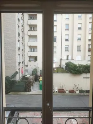 Balcon ou terrasse dans l'établissement Charmant studio au calme
