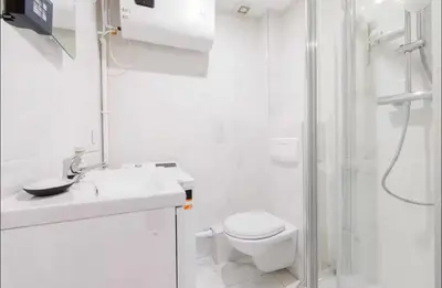 Salle de bains dans l'établissement Pleasant Studio -2P- Sacré Coeur