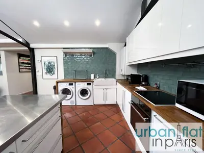 Cuisine ou kitchenette dans l'établissement Urban Flat 161 - Luxury 4 Bedrooms Apartment