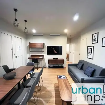 Urban Flat 78 - 3 Bedroom apartment Republique