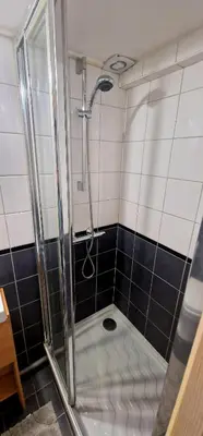 Salle de bains dans l'établissement Central Paris Stay with Exceptional Comfort