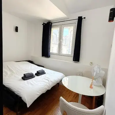 Stylish Loft Studio in Central Paris in Clery 4
