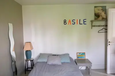 Un ou plusieurs lits dans un hébergement de l'établissement Country house in Paris