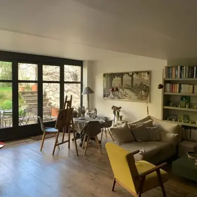 Country house in Paris