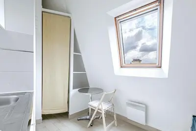 Plan de l'établissement Petit studio 16ème arrondissement - Boulogne