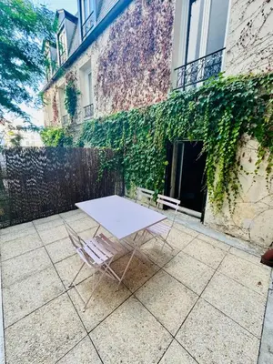 Terrasse ou espace extérieur de l'établissement Studio with private terrace Neuilly sur Seine