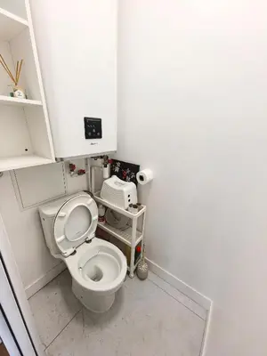 Salle de bains dans l'établissement Lux Belleville