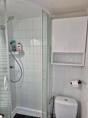 Salle de bains dans l'établissement Studio très calme