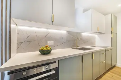 Cuisine ou kitchenette dans l'établissement Lordino