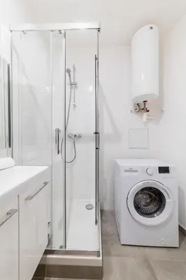 Salle de bains dans l'établissement Studio agreable et bien placee - Paris 18 - 2P
