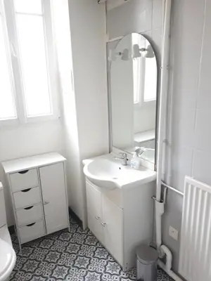 Salle de bains dans l'établissement Vincennes - Parisian appartment