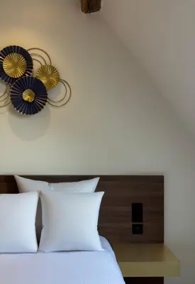 Un ou plusieurs lits dans un hébergement de l'établissement Luxury Suite, Montaigne & Champs Elysées