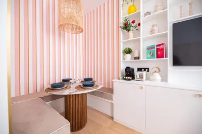 Cuisine ou kitchenette dans l'établissement CIA - Chic Flat in Marais with AC