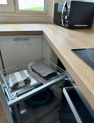 Plan de l'établissement PARIS-MONTROUGE Magnifique Appartement 2 pièce de 36m2 - très cosy pour 1 à 5 personnes refait à neuf - ENTIRE APARTMENT LUXURIOUS AND WARM - Montrouge Paris 14ème - Proche Aéroport Orly & Parc Expositions Porte de Versailles FREE WIFI GRATUIT