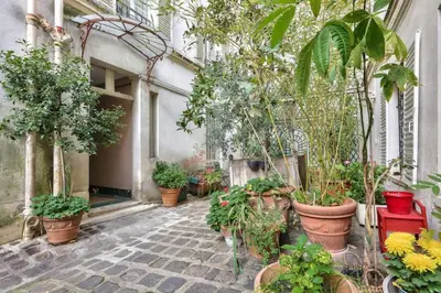 Jardin de l'établissement Modern Renovated studio cozy and quiet