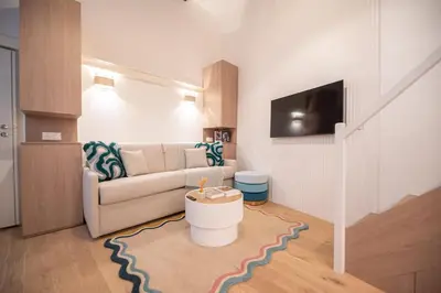 Télévision ou salle de divertissement dans l'établissement CIA - Cozy Flat Palais Royal, Louvre