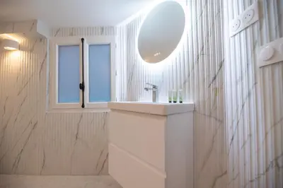 Salle de bains dans l'établissement CIA - Cozy Flat Palais Royal, Louvre