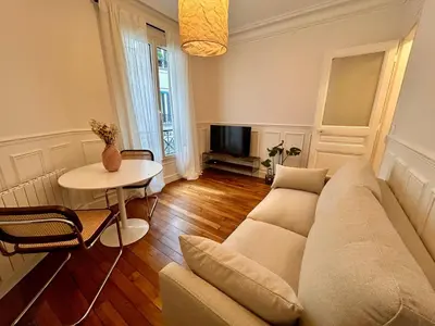 Coin salon dans l'établissement Parisian nest