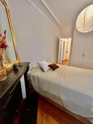 Un ou plusieurs lits dans un hébergement de l'établissement Parisian nest