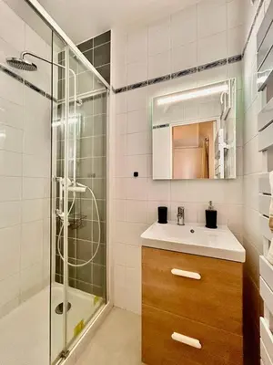 Salle de bains dans l'établissement Parisian nest